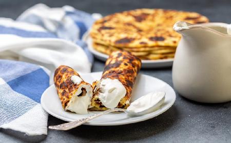 Podpłomyki lefse - skandynawskie naleśniki z miodem
