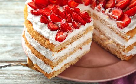 Krem do tortu z serka mascarpone i bitej śmietany - lekki i aksamitny