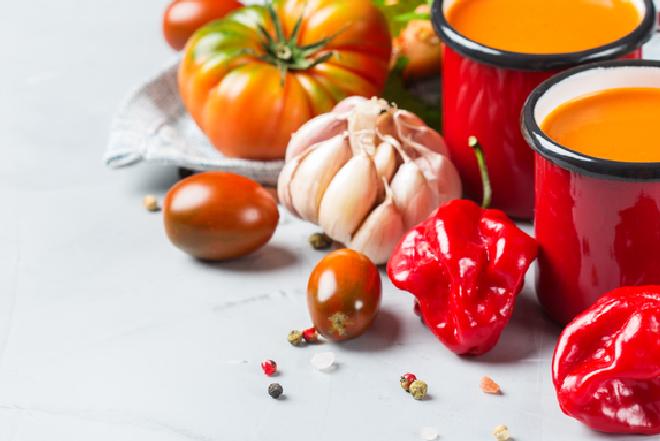 Zupa krem z papryki: przepis dla wielbicieli wyrazistych smaków